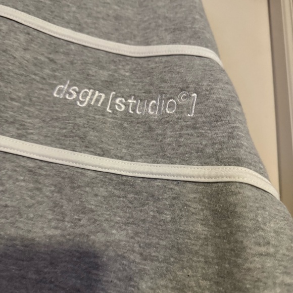 Boohoo dsgn studio size small crewneck sweatshirt - Picture 5 of 8